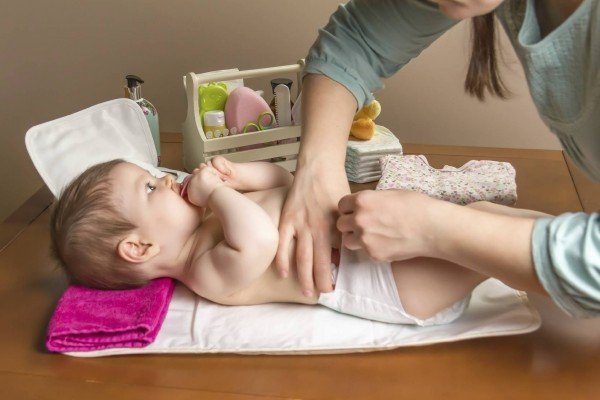 How to change a diaper
