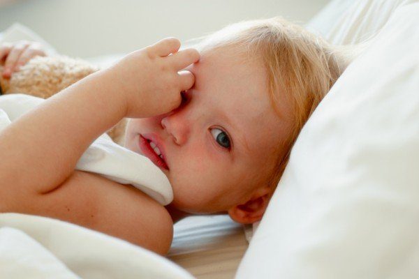 How much should my 17-20 month old baby sleep?