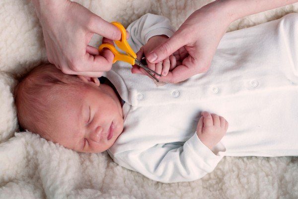 How to cut your baby’s nails