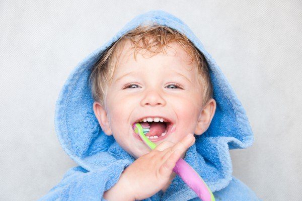 How to brush my toddler’s teeth.
