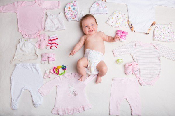 How to dress and undress my baby