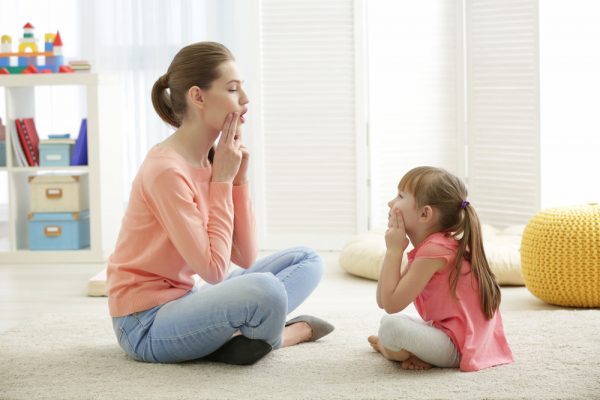 The speech teacher’s top 5 language boosting tips for your little one