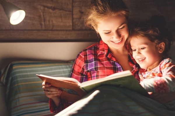 How to help your little one love storytime?