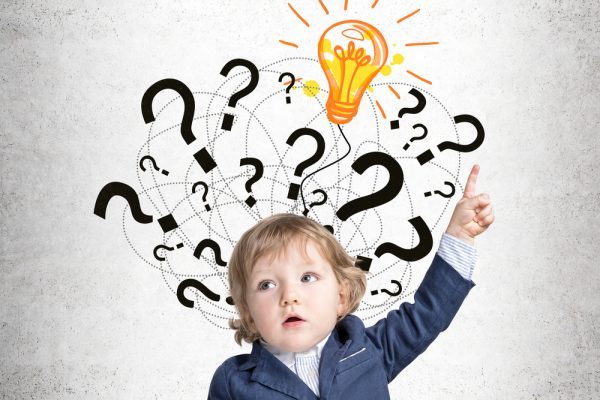 How do children develop analogical reasoning?