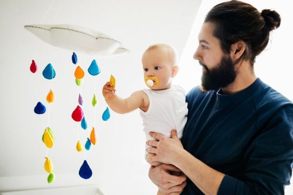 Visual stimulation exercises for babies: 3 practical ideas