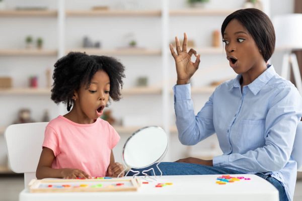 Childhood Apraxia of Speech (CAS): What It Is, Symptoms, Diagnosis, and Treatments