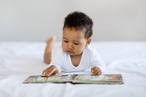 How to read to your 7-8 month old