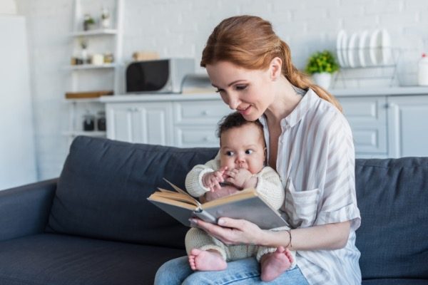 How to read to your 2-3 month old