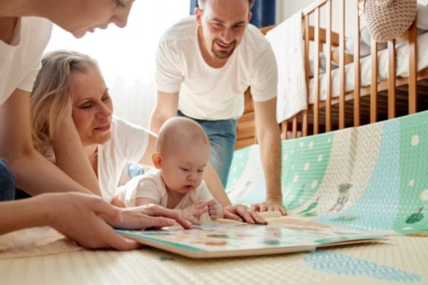 How to read to your 3-4 month old