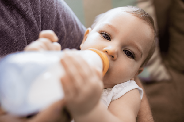 What Should a 6-Month-Old Feeding Schedule Look Like?