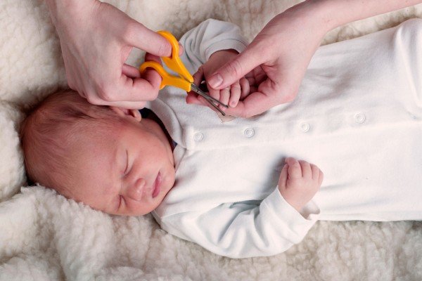 How to cut your baby’s nails
