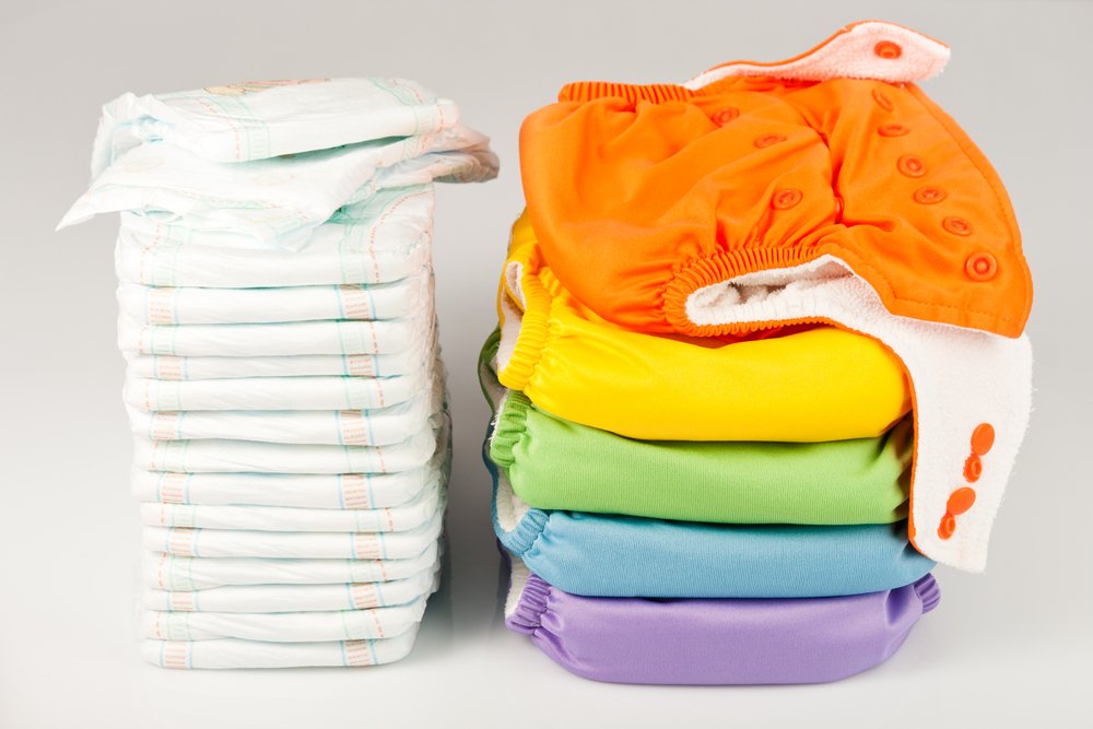 cloth diapers and disposable diapers