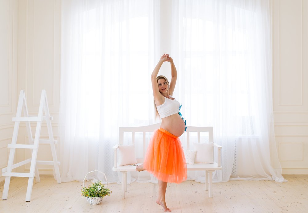 pregnant woman dancing
