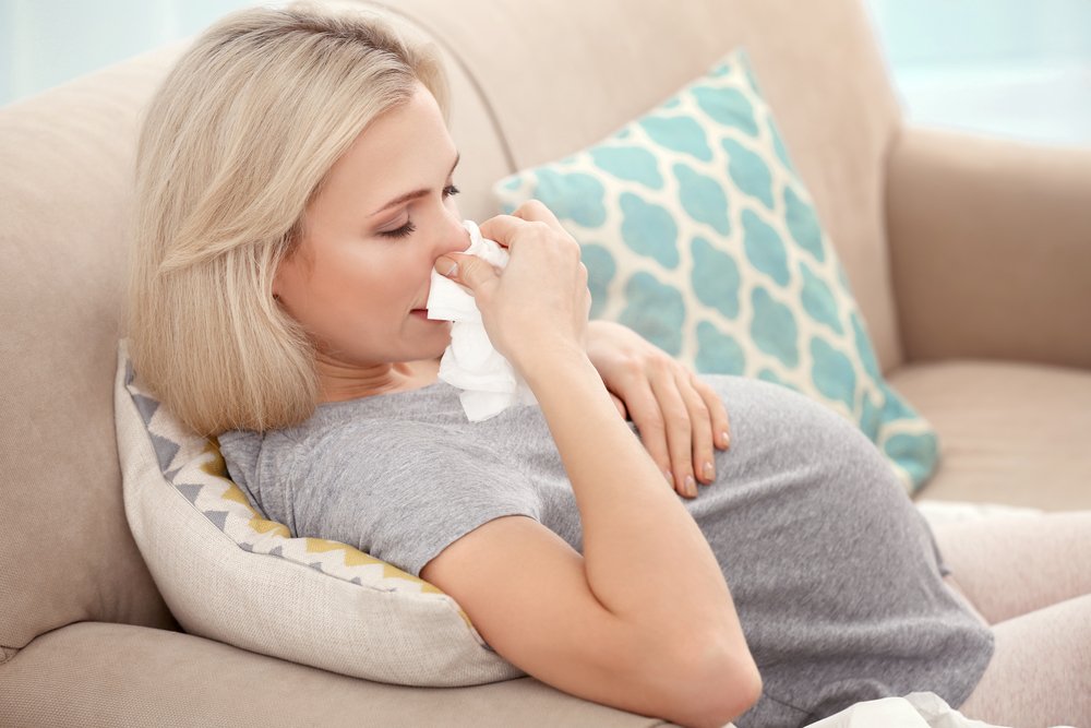 pregnant woman with a flu