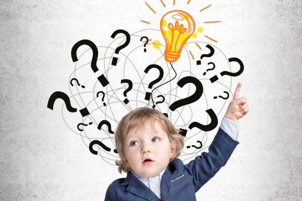 How do children develop analogical reasoning?