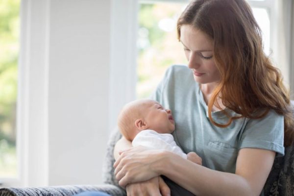 Postpartum depression: 10 symptoms that you may experience