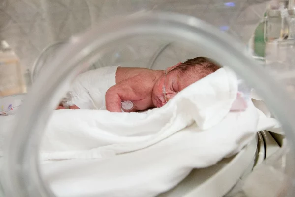 Premature Birth: Signs And Risk Factors