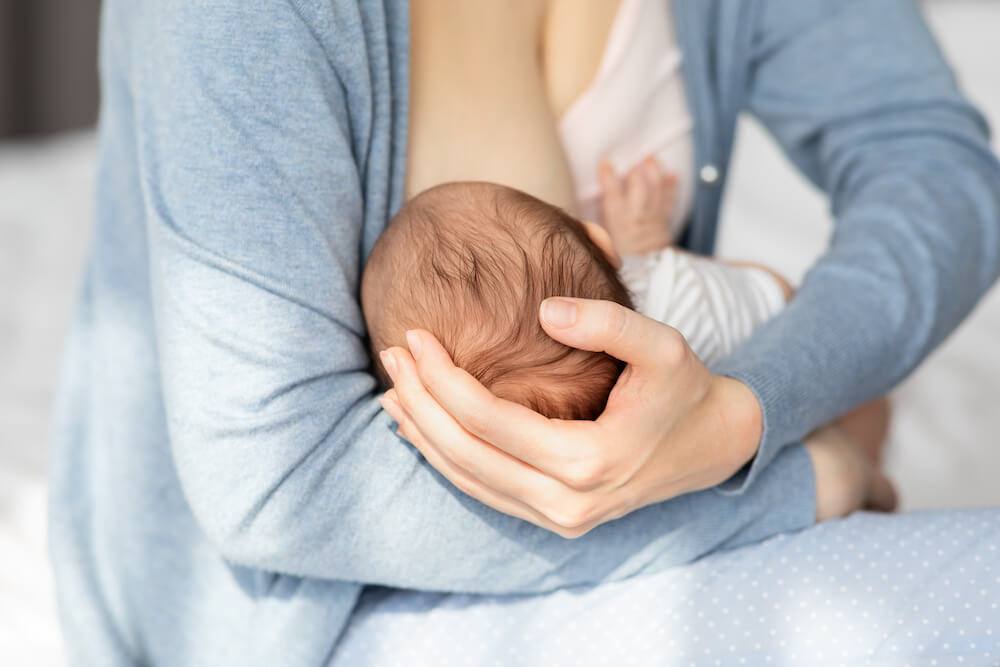 what is a lactation consultant